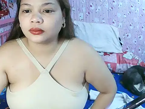Snapshot of shaira4u chatting on 04-17-26, 02:31 shaira4u online show from 04-17-26, 02:31