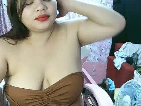 Snapshot of shaira4u chatting on 05-25-26, 03:22 shaira4u online show from 05-25-26, 03:22