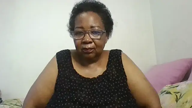 Snapshot of KinkyRicoSaisyours chatting on 05-18-26, 03:17 KinkyRicoSaisyours online show from 05-18-26, 03:17