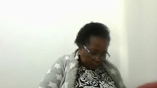 Snapshot of KinkyRicoSaisyours chatting on 05-03-26, 01:25 KinkyRicoSaisyours online show from 05-03-26, 01:25