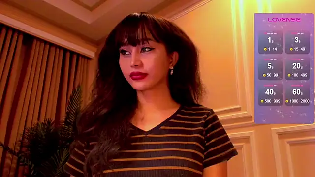 YOURCRISTINAS online show from 11-11-25, 05:24