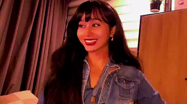 Snapshot of YOURCRISTINAS chatting on 12-03-24, 01:14 YOURCRISTINAS online show from 12-03-24, 01:14