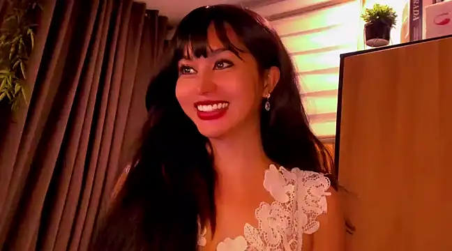 Snapshot of YOURCRISTINAS chatting on 12-16-24, 01:31 YOURCRISTINAS online show from 12-16-24, 01:31