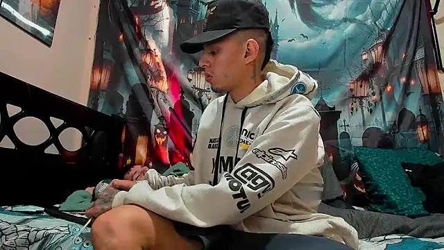 davidlatin66 online show from 11-06-25, 06:23