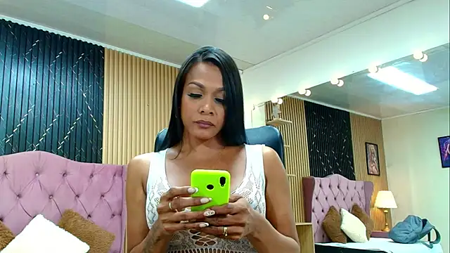 BARBIE BROWNN online show from 01-18-26, 02:20