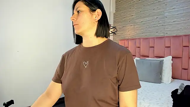 SarahDeyvis online show from 03-18-25, 10:48