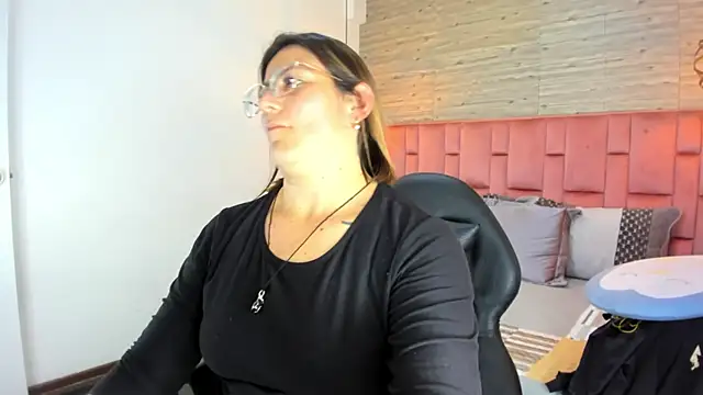 SarahDeyvis online show from 10-02-25, 07:28