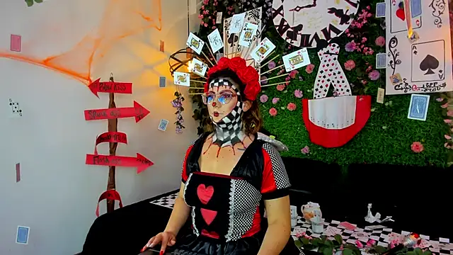 SarahDeyvis online show from 10-30-25, 07:11