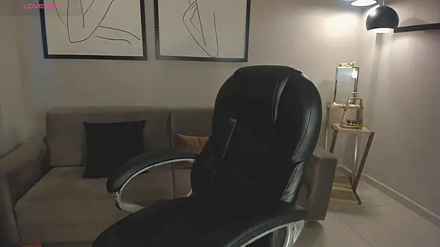 EveBensonX online show from 07-14-26, 06:25