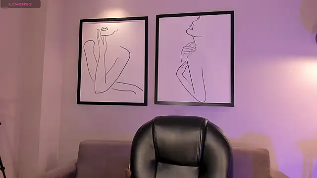 EveBensonX online show from 11-25-25, 12:16