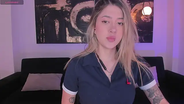 EveBensonX online show from 02-17-26, 07:44