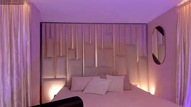 EveBensonX online show from 11-09-25, 09:19