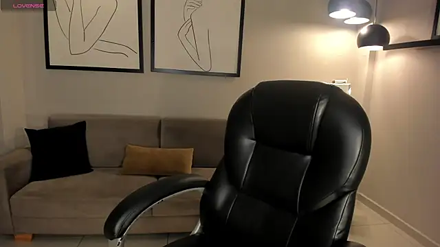 EveBensonX online show from 07-08-26, 08:42