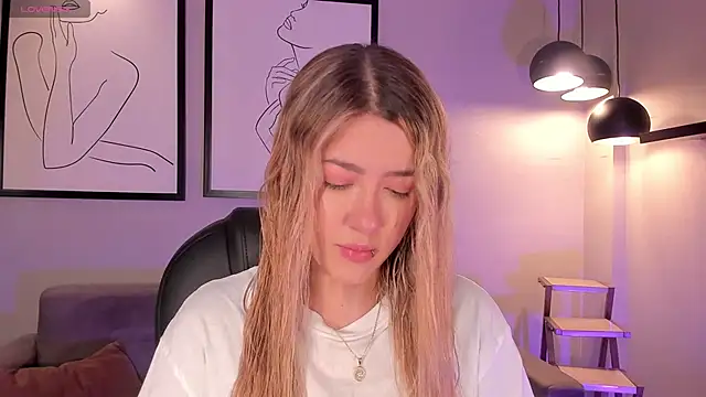 EveBensonX online show from 11-27-25, 12:49