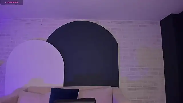 EveBensonX online show from 03-24-26, 07:25