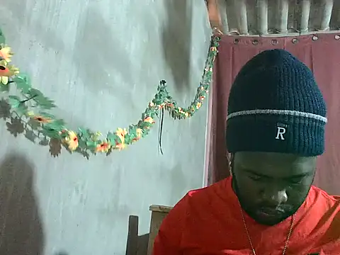 2ocmaxi online show from 12-19-25, 07:27