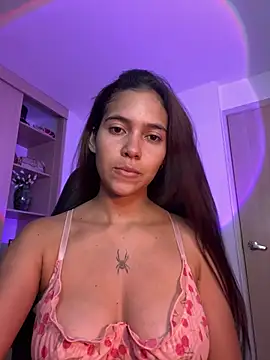 Sallye  online show from 05-06-26, 04:38