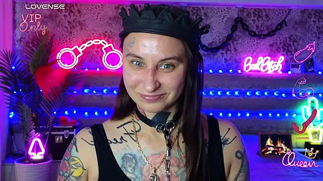 Snapshot of Cool_Freak_ chatting on 02-27-26, 10:37 Cool Freak online show from 02-27-26, 10:37