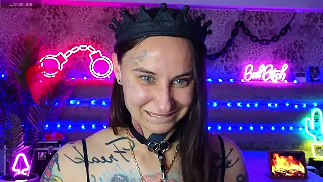 Cool Freak  online show from 04-03-26, 10:43