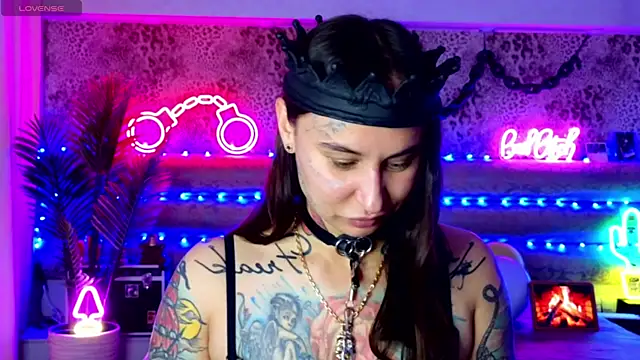 Cool Freak  online show from 01-12-26, 10:22