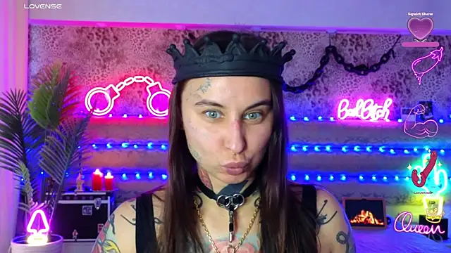 Snapshot of Cool_Freak_ chatting on 02-07-26, 10:12 Cool Freak online show from 02-07-26, 10:12