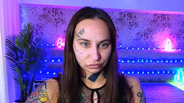 Snapshot of Cool_Freak_ chatting on 12-04-24, 10:40 Cool Freak online show from 12-04-24, 10:40