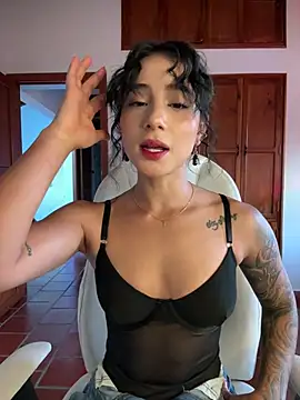 Snapshot of Ale_Lewis chatting on 01-16-26, 10:14 Ale Lewis online show from 01-16-26, 10:14