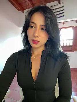 Snapshot of Ale_Lewis chatting on 02-13-26, 09:04 Ale Lewis online show from 02-13-26, 09:04