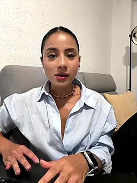 Ale Lewis online show from 10-28-25, 07:57