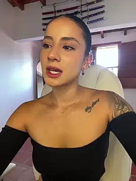 Snapshot of Ale_Lewis chatting on 02-27-26, 09:03 Ale Lewis online show from 02-27-26, 09:03