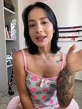 Ale Lewis online show from 03-07-25, 02:01