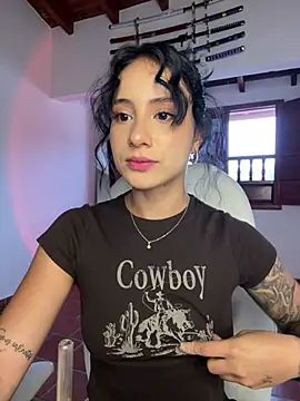 Snapshot of Ale_Lewis chatting on 02-16-26, 09:24 Ale Lewis online show from 02-16-26, 09:24