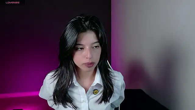 Snapshot of NanaRott chatting on 07-16-26, 04:09 NanaRott online show from 07-16-26, 04:09