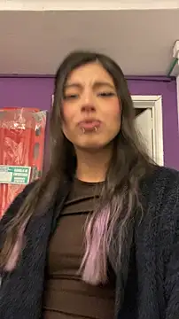 Snapshot of NanaRott chatting on 03-03-26, 03:35 NanaRott online show from 03-03-26, 03:35