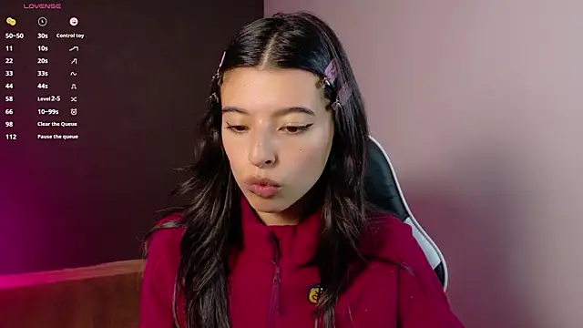 Snapshot of NanaRott chatting on 07-03-26, 01:01 NanaRott online show from 07-03-26, 01:01