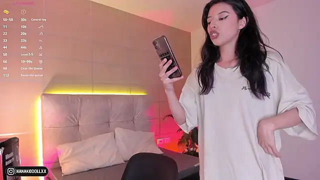 Snapshot of NanaRott chatting on 02-06-26, 08:38 NanaRott online show from 02-06-26, 08:38