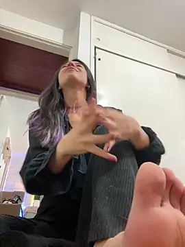 Snapshot of NanaRott chatting on 02-09-26, 09:13 NanaRott online show from 02-09-26, 09:13