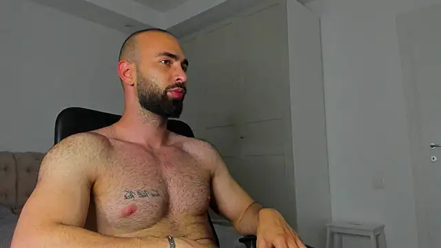 Snapshot of MichaelMasterss chatting on 05-27-26, 09:11 MichaelMasterss online show from 05-27-26, 09:11