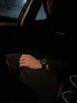 Snapshot of bigbrown- chatting on 01-18-26, 07:12 bigbrown- online show from 01-18-26, 07:12