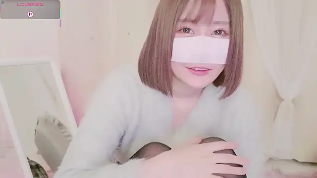 Snapshot of Yuu__k chatting on 02-15-25, 04:56 Yuu k online show from 02-15-25, 04:56