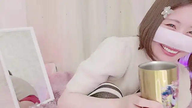 Snapshot of Yuu__k chatting on 01-29-25, 05:13 Yuu k online show from 01-29-25, 05:13