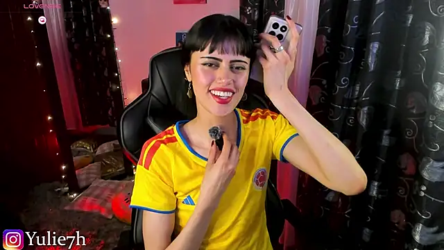  Jessy Moon  online show from 06-18-26, 12:09