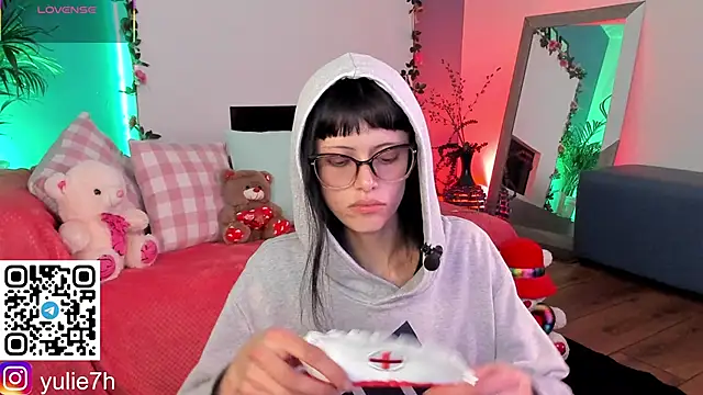  Jessy Moon  online show from 02-15-26, 07:57