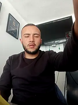 Snapshot of Stiven088 chatting on 02-04-26, 05:19 Stiven088 online show from 02-04-26, 05:19