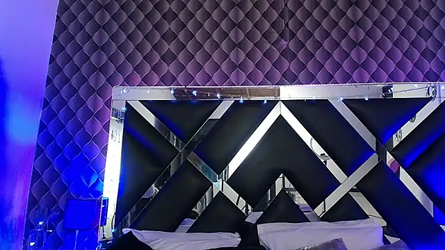 Snapshot of victoriaa_lee_ chatting on 02-08-26, 07:00 victoriaa lee online show from 02-08-26, 07:00