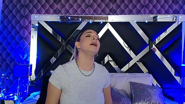 Snapshot of victoriaa_lee_ chatting on 01-16-26, 09:30 victoriaa lee online show from 01-16-26, 09:30