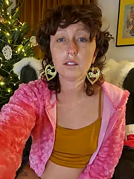 mossy kiss online show from 12-18-25, 04:33