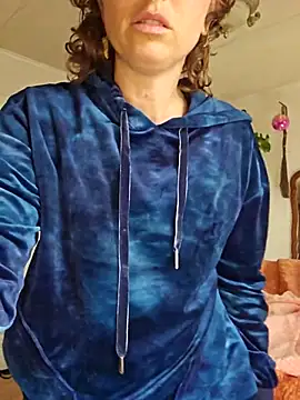 mossy kiss online show from 11-03-25, 04:54