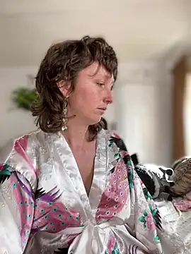 mossy kiss online show from 02-14-26, 03:23