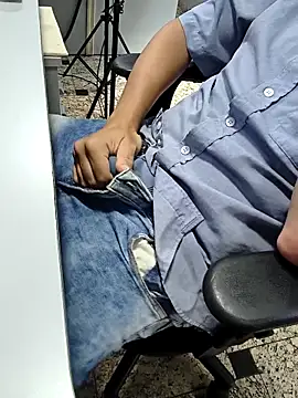 trimineiro  online show from 12-19-25, 03:25